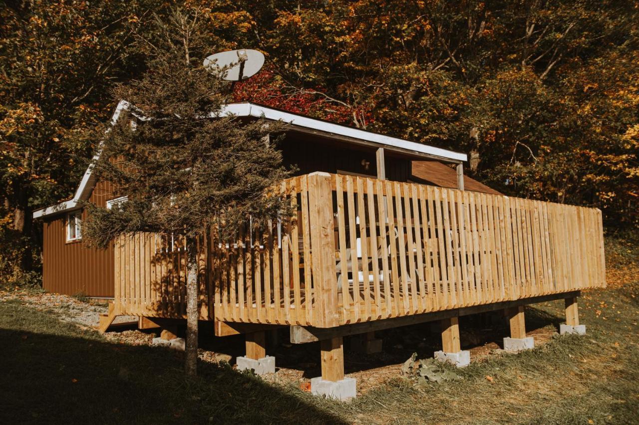 Espanola Lang Lake Resort מראה חיצוני תמונה
